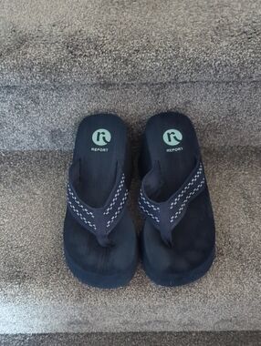 Report Navy Wedge Sandals